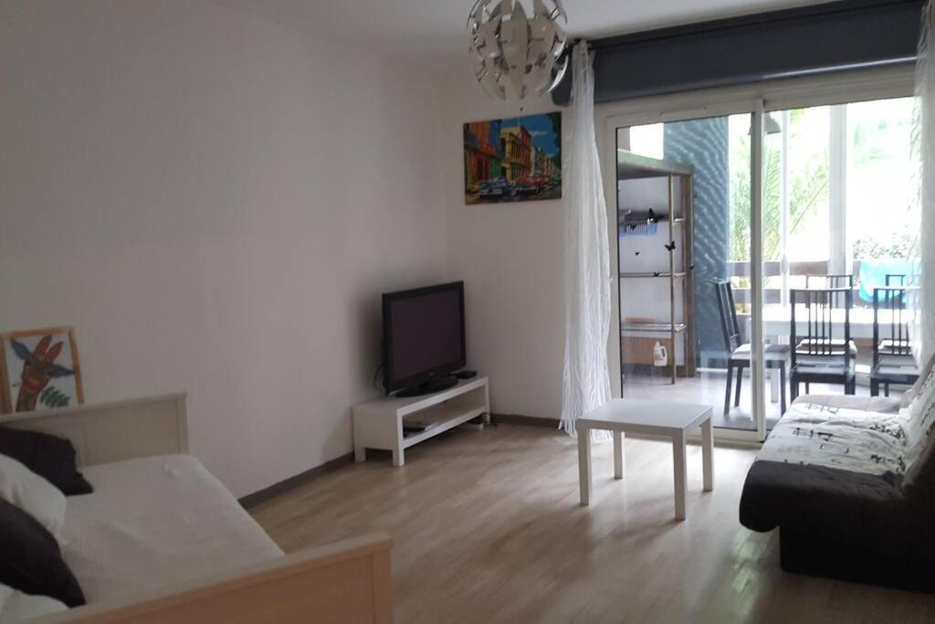 Joli Appartement A 300 M De La Plage 라벤느 외부 사진